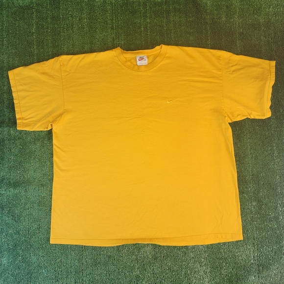 Vintage Nike Small Check Embroidered Swoosh T-shirt Size XXL Yellow 90s VTG. - Picture 2 of 8